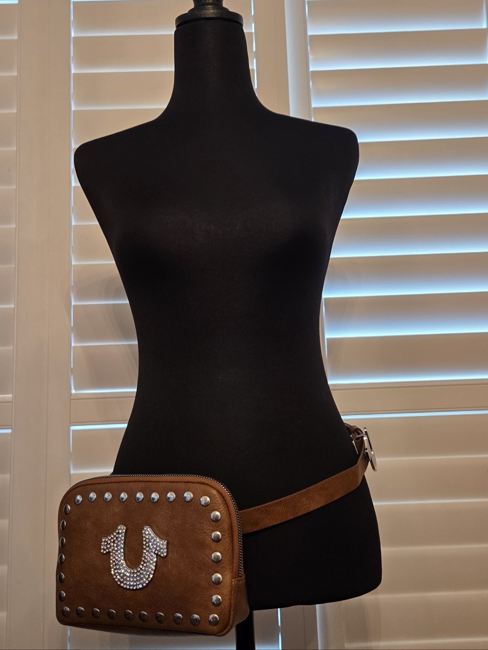 True Religion Belt Brown Suede Studded Waist Bag with adjustable strap Sizre M/L